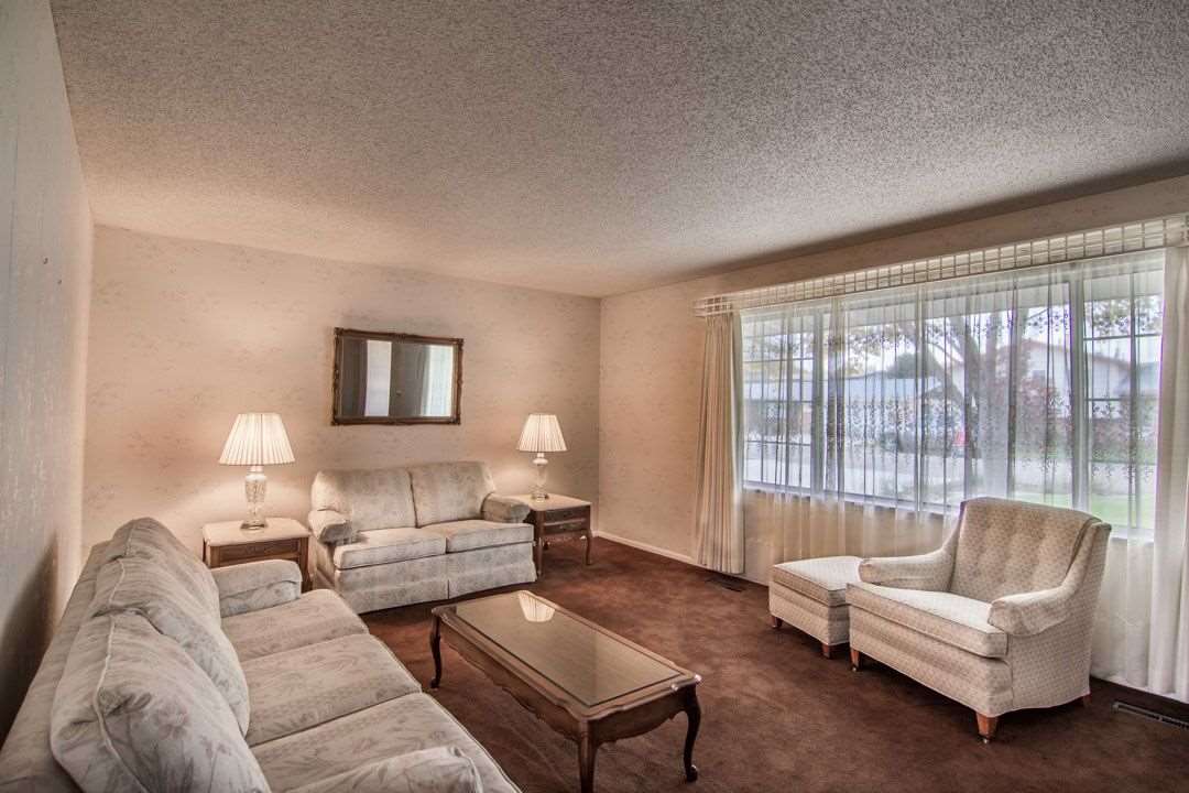 2325 Windsor