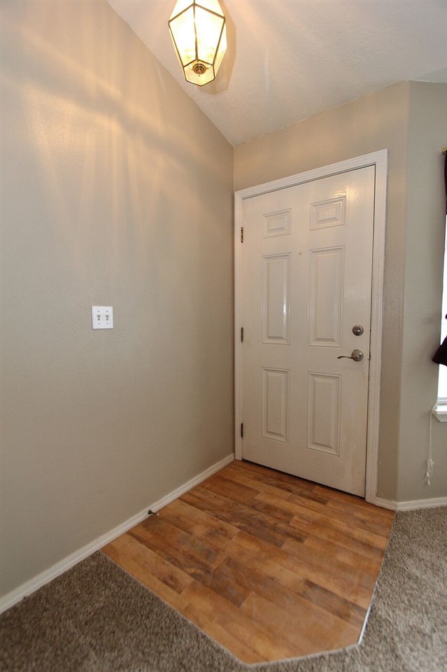4802 Blue Grass