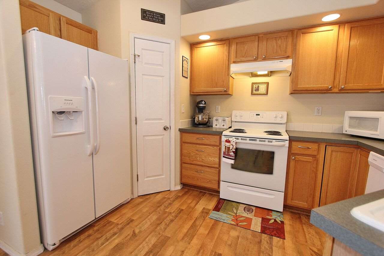 4802 Blue Grass