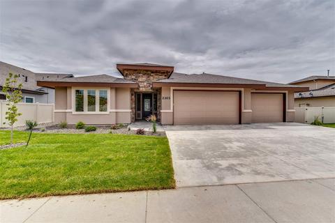 2262 N Van Dyke Ave
