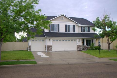 2262 N Van Dyke Ave
