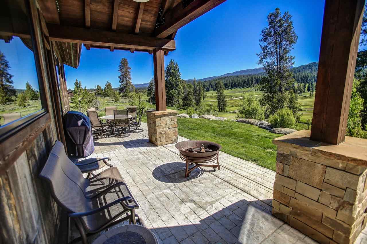 For Sale: 218 Ferguson Way Mccall, ID 83638