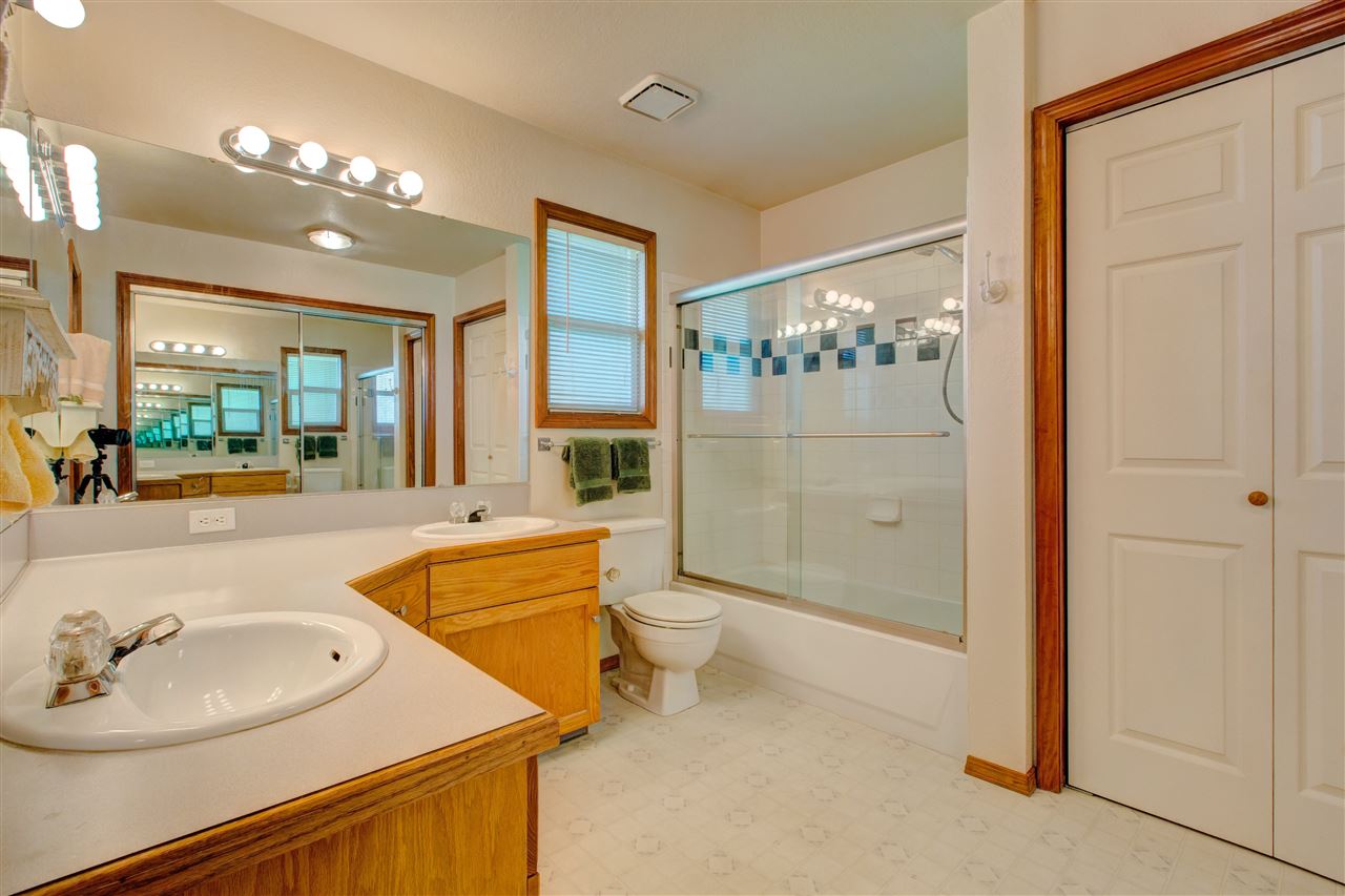 694 N Abernathy Way Meridian, ID 83642