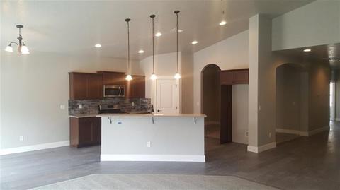 4414 N Longabaugh Way