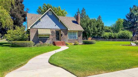 1239 Indianhead Rd