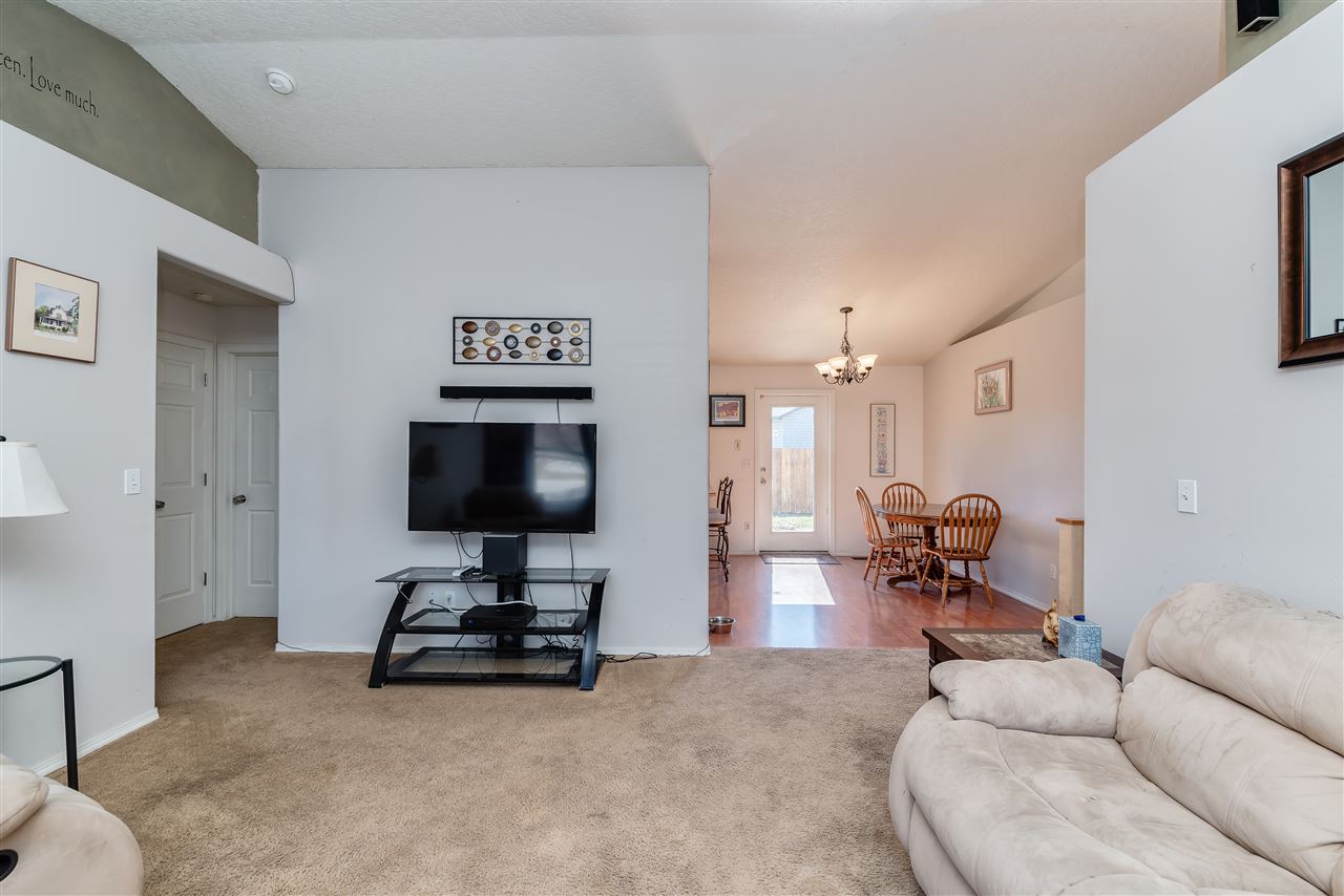 1103 S 13th