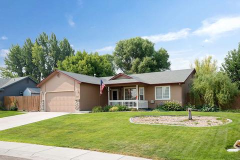 2929 Myrtlewood Way