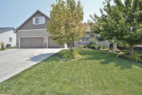 2929 Myrtlewood Way