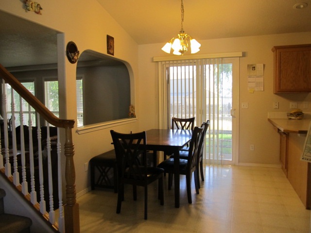 For Sale: 705 S Bonneville Dr Nampa, ID 83686