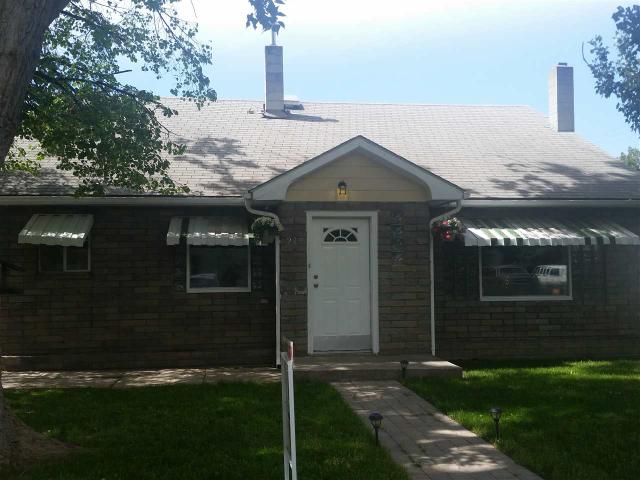 1716 4th St N