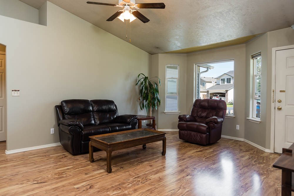 7789 E Mountain Oak Dr Nampa, ID 83687
