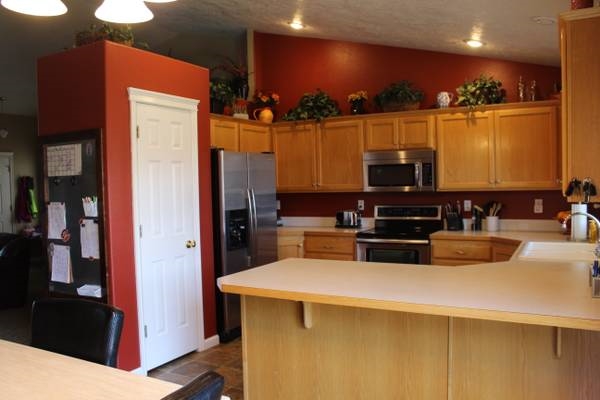 For Sale: 7393 Newbrook Dr Nampa, ID 83687