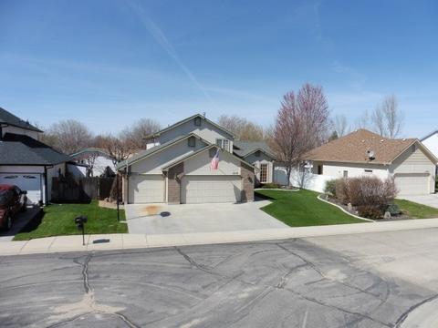 10023 W Pattie Dr