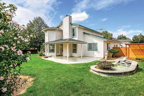 10023 W Pattie Dr