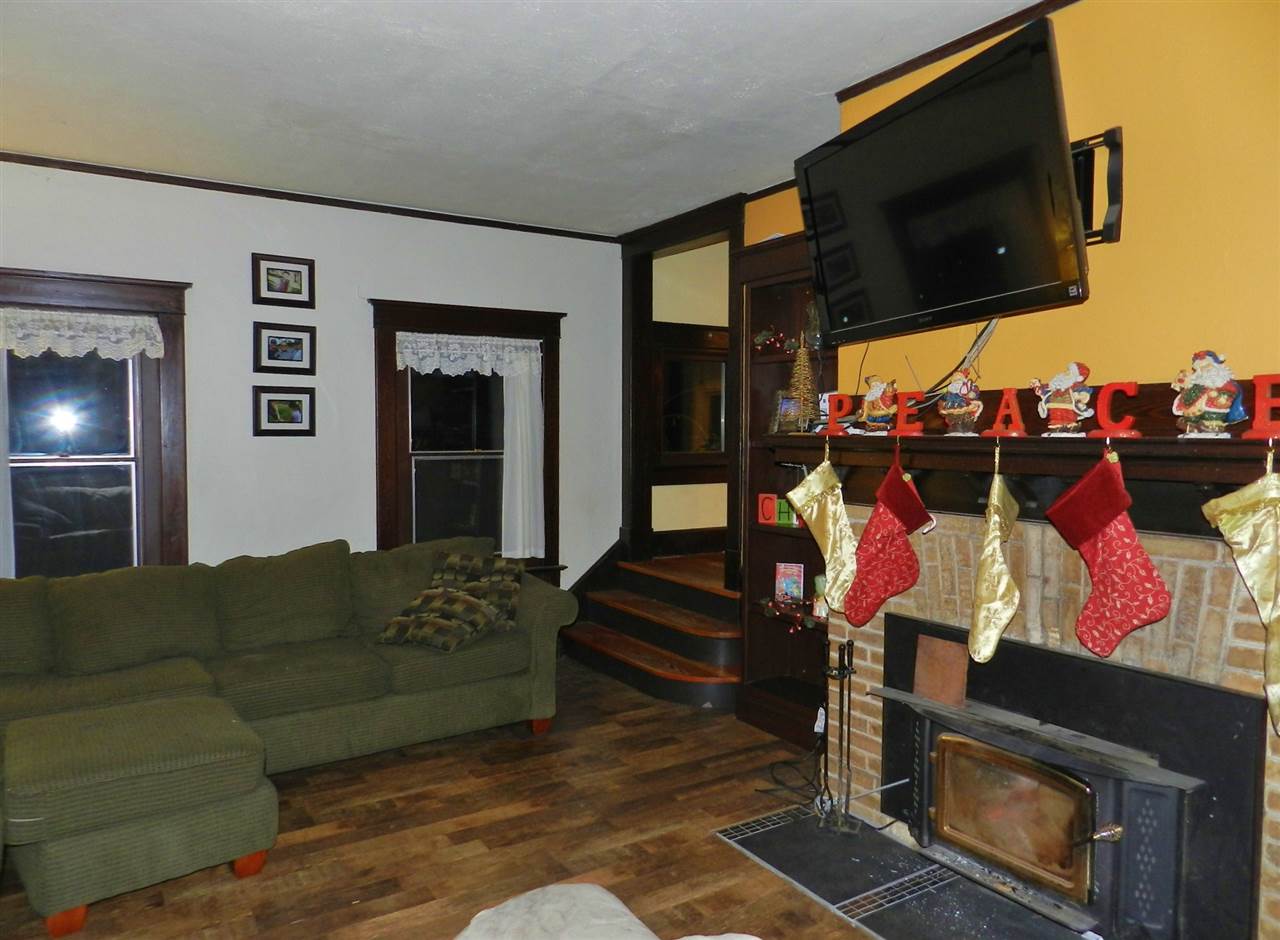 320 Cedar St