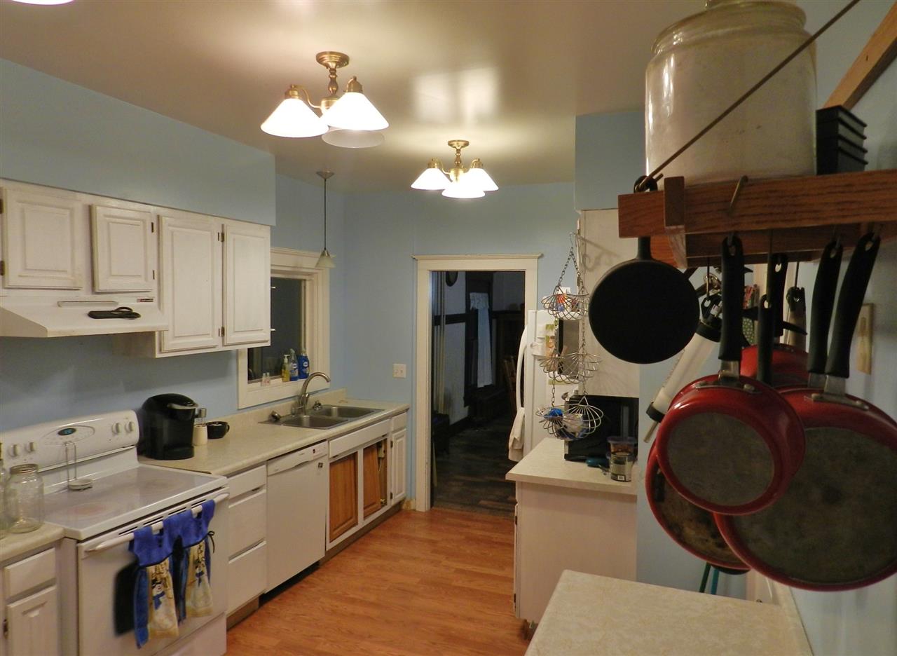 320 Cedar St