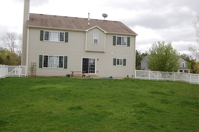 1154 Goldfinch Ln