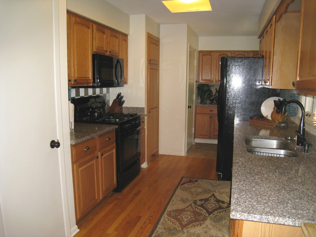 1123 Ridge Ave