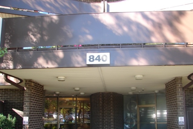 840 Wellington Ave #505