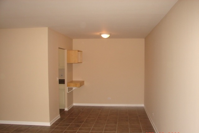 840 Wellington Ave #505