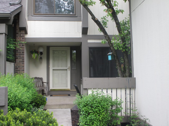 For Sale: 2490 Smith St Rolling Meadows, IL 60008