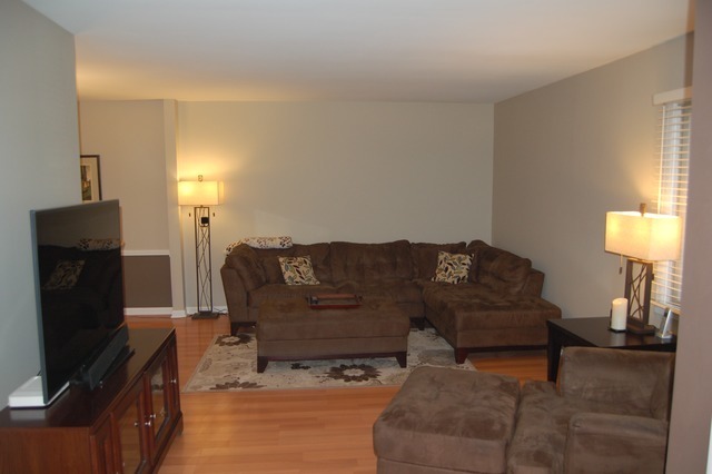 For Sale: 2490 Smith St Rolling Meadows, IL 60008