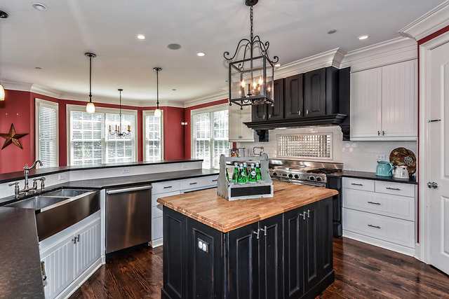115 N Kainer Ct