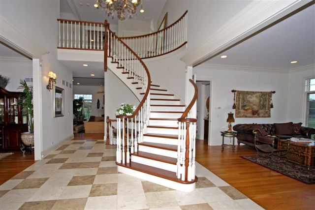 10 Arrowwood Dr