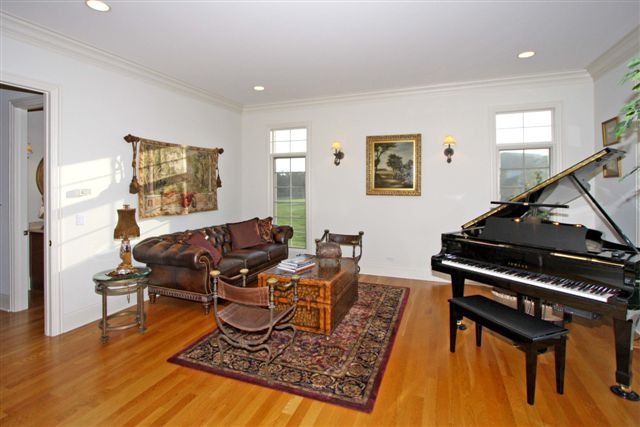 10 Arrowwood Dr