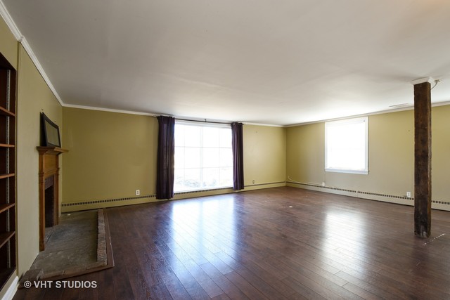 235 W Lincoln Ave