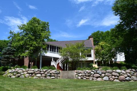 109 Hillshire Dr