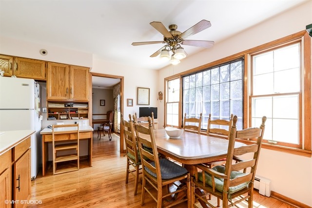 For Sale: 627 Signal Hill Rd Barrington, IL 60010