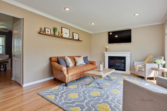 For Sale: 23463 N Meadow Ln Barrington, IL 60010