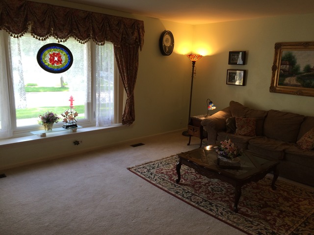 For Sale: 1141 Silver Pine Dr Barrington, IL 60010