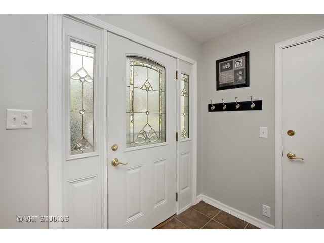 For Sale: 4506 David Ln Crystal Lake, IL 60014