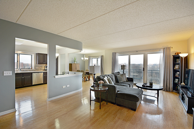 545 S River Rd #208