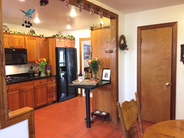 1002 Jeannette St