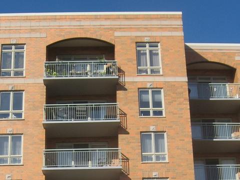 6807 N Milwaukee Ave #609