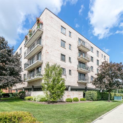 1551 Ashland Ave #303