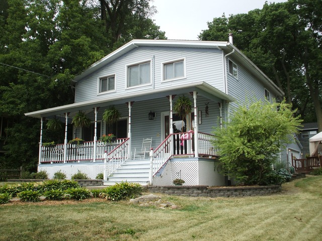 For Sale: 182 Forest Ave Fox Lake, IL 60020