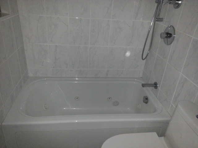 For Sale: 622 Cobblestone Cir #APT D Glenview, IL 60025