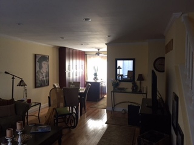 1562 Greenwood Rd