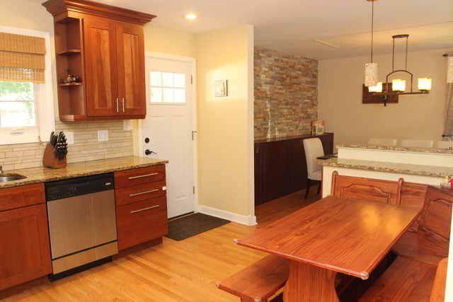 For Sale: 3122 Bellwood Ln Glenview, IL 60026