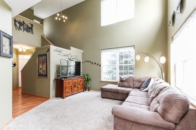 1065 Blackburn Dr