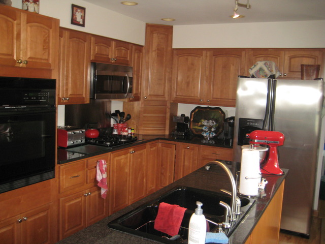 For Sale: 36678 N Grandwood Dr Gurnee, IL 60031