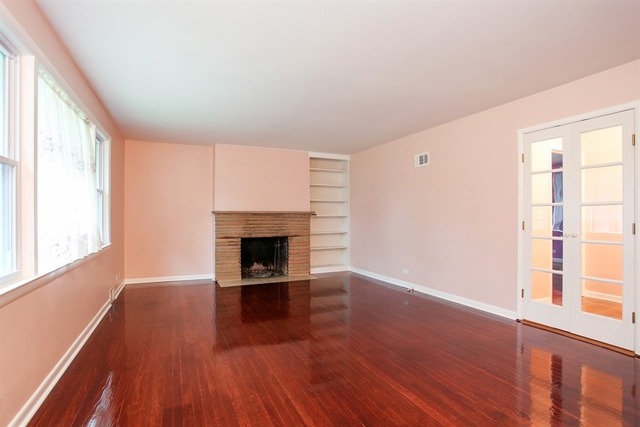 For Sale: 1450 Ferndale Ave Highland Park, IL 60035