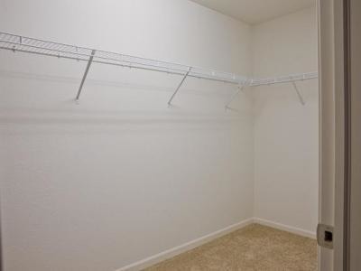 For Sale: 2035 Mayfair Dr Island Lake, IL 60042