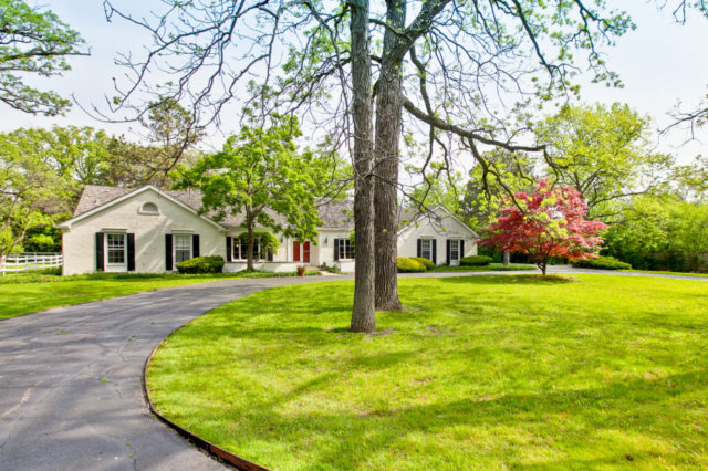 For Sale: 1030 Oak Grove Ln Lake Forest, IL 60045