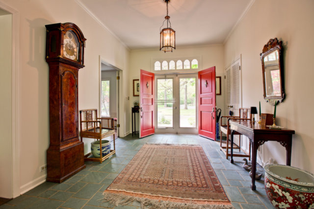 For Sale: 1030 Oak Grove Ln Lake Forest, IL 60045