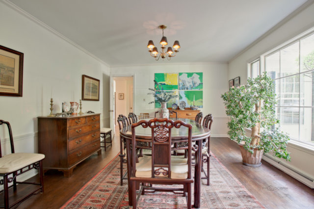 For Sale: 1030 Oak Grove Ln Lake Forest, IL 60045